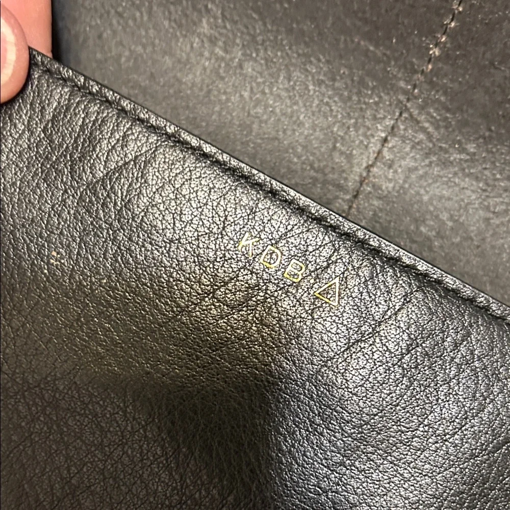 Kelsi Dagger Black Leather Shoulder Bag - Picture 3 of 12
